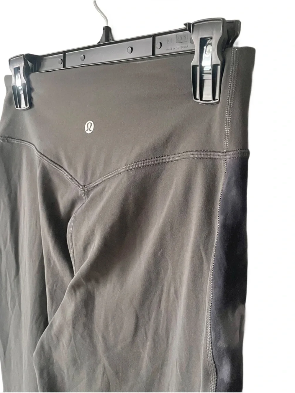 lululemon athletica pre owned